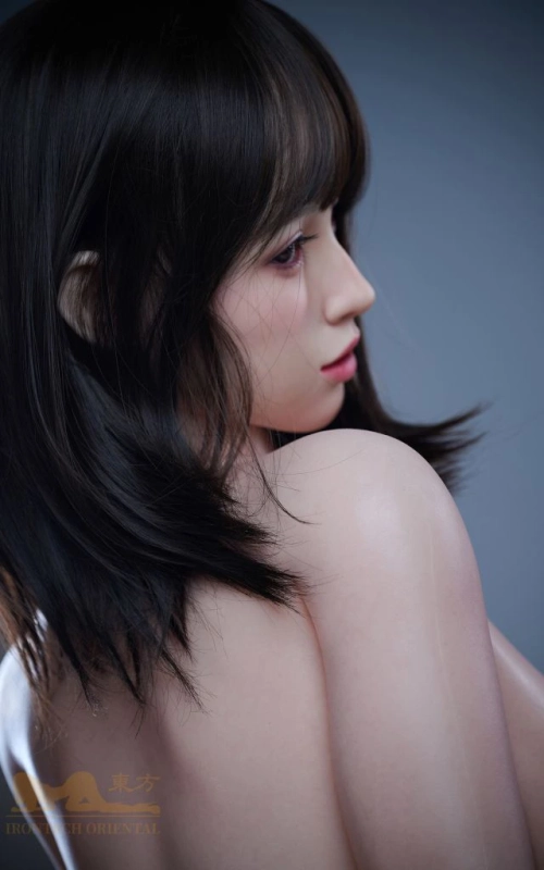 Sakura, belleza de elegancia escultural • SiliconGirls