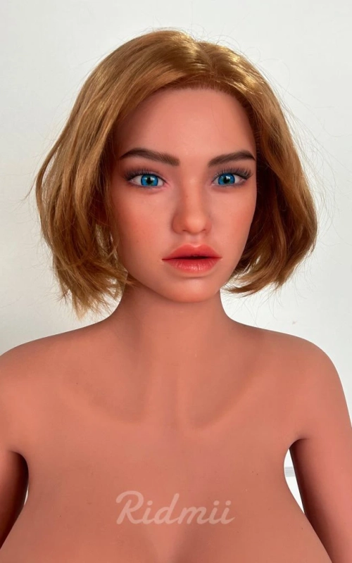 Ruth, un cuerpo que incita al pecado • SiliconGirls