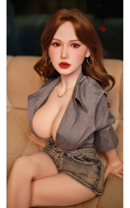 Mini Daisy, tu pequeña y sexy amante • SiliconGirls
