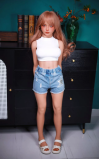 Mini Nia, uma loira muito decidida • SiliconGirls