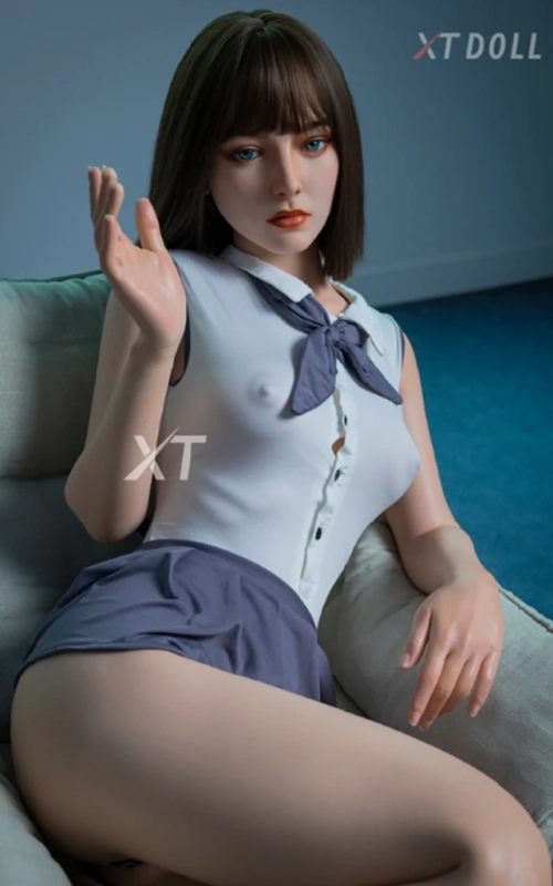 Ina Crush, beleza escultural • SiliconGirls