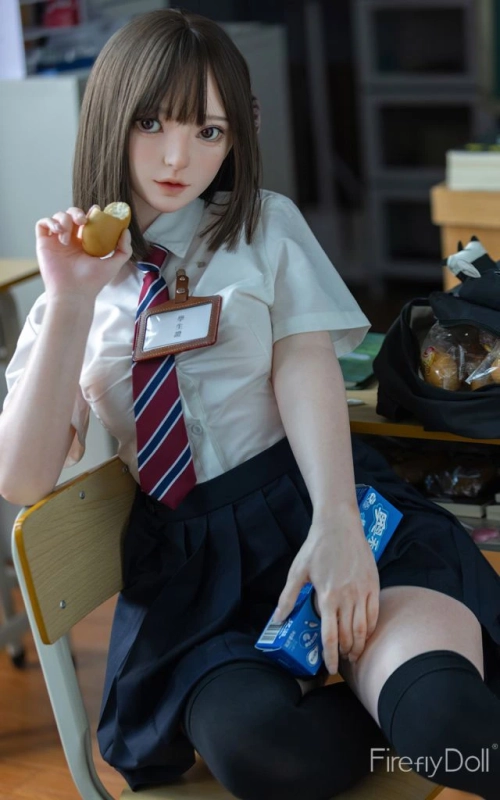 Nanako, a tua rapariga alegre e sorridente • SiliconGirls