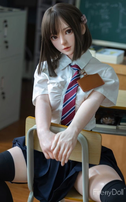 Nanako, a tua rapariga alegre e sorridente • SiliconGirls