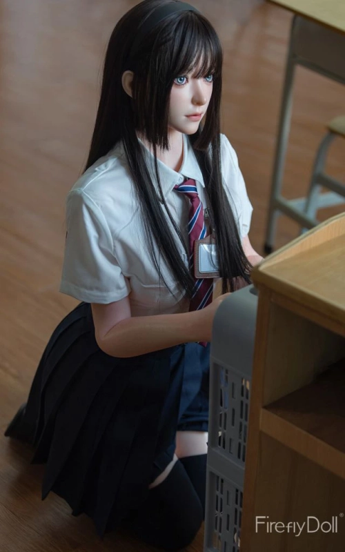 Tiancheng, a delegada da turma • SiliconGirls