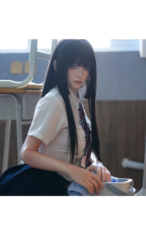 Tiancheng, a delegada da turma • SiliconGirls