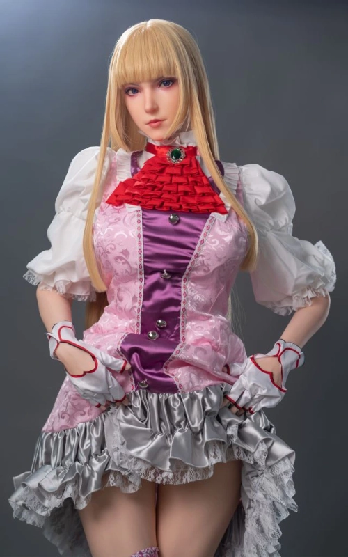 Emelie de Rochefort (Lili), elegancia y sensualidad • SiliconGirls