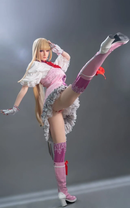 Emelie de Rochefort (Lili), elegancia y sensualidad • SiliconGirls