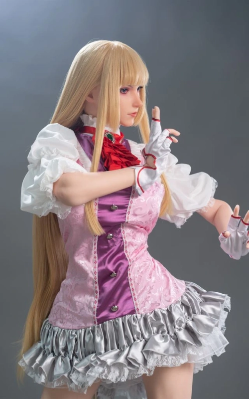 Emelie de Rochefort (Lili), elegancia y sensualidad • SiliconGirls