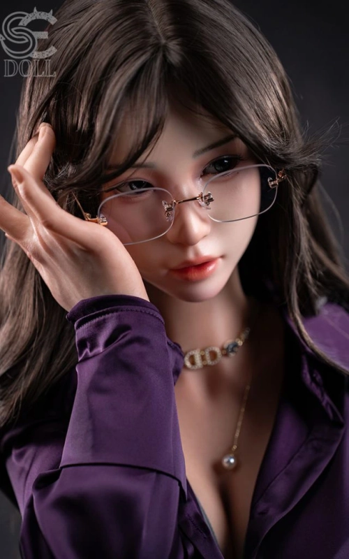 Sena, uma beleza delicada e encantadora • SiliconGirls
