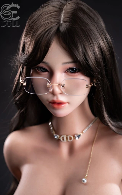 Sena, uma beleza delicada e encantadora • SiliconGirls