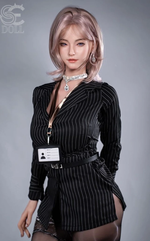 Shion, glamour e poder • SiliconGirls