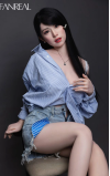 Kimmy, uma beleza oriental irresistível • SiliconGirls