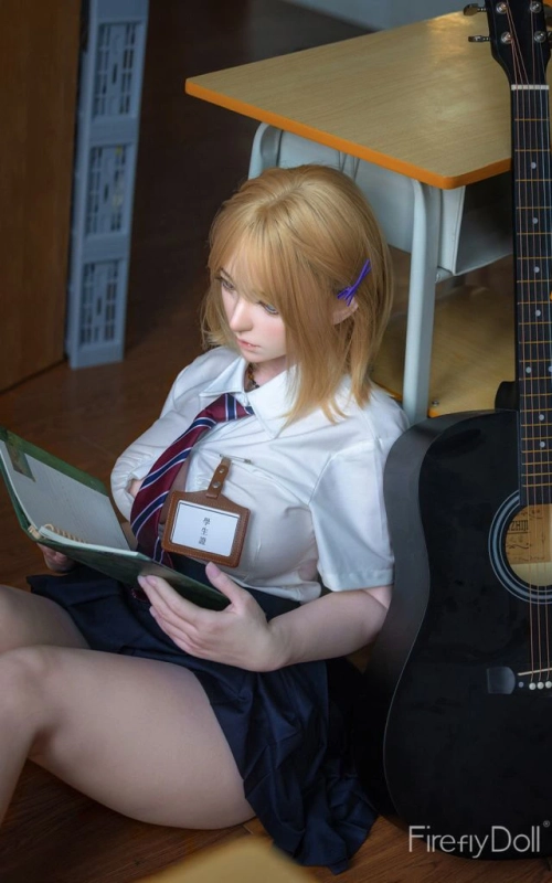 Xifeng, a estudante amante de música • SiliconGirls