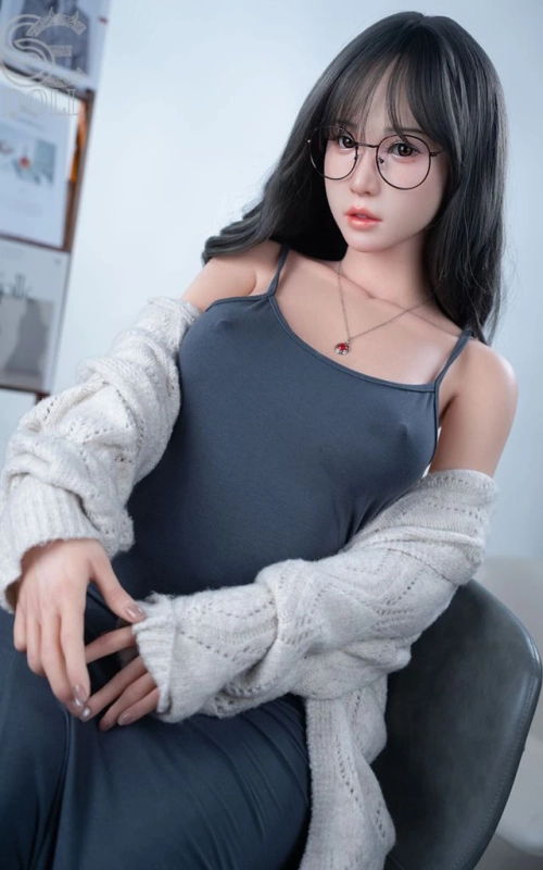 Senia, una belleza asiática encantadora • SiliconGirls