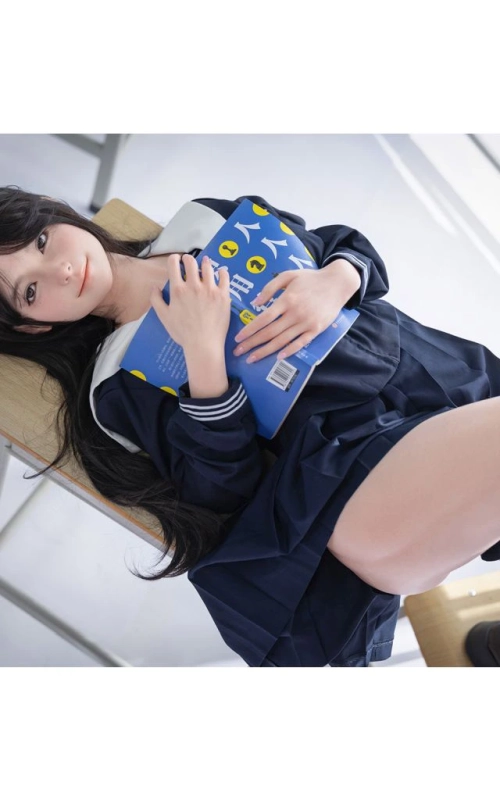 Qiandao, a favorita do professor • SiliconGirls