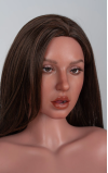 Dafne, curvas peligrosas en encaje negro • SiliconGirls