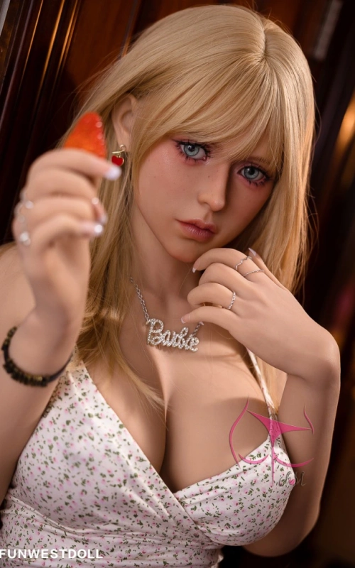 Lannie, adorable y entregada • SiliconGirls
