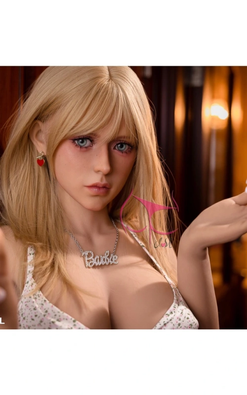 Lannie, adorable y entregada • SiliconGirls