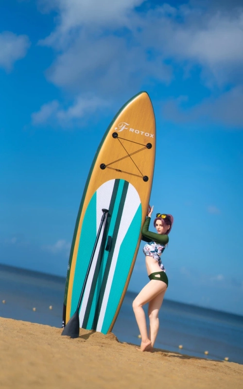 Madine, amante das ondas • SiliconGirls