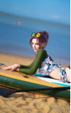 Madine, amante das ondas • SiliconGirls