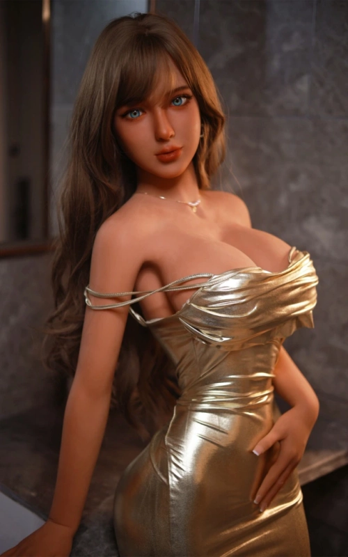 Ricarda, a princesa da casa • SiliconGirls