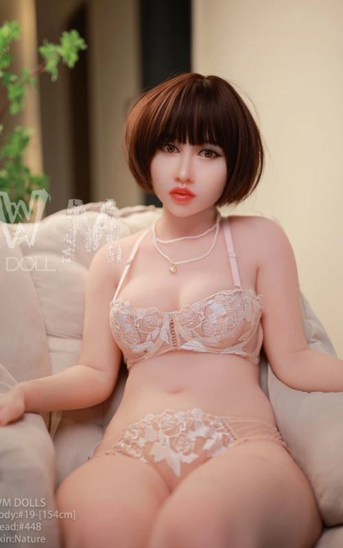 Akiko, uma rapariga sexy e atrevida Akiko, uma rapariga sexy e atrevida