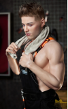 Jake, o seu faz-tudo HOT • SiliconGirls