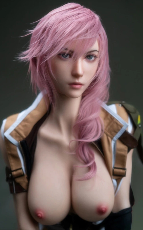 Lightning, a rebelde de Cocoon • SiliconGirls