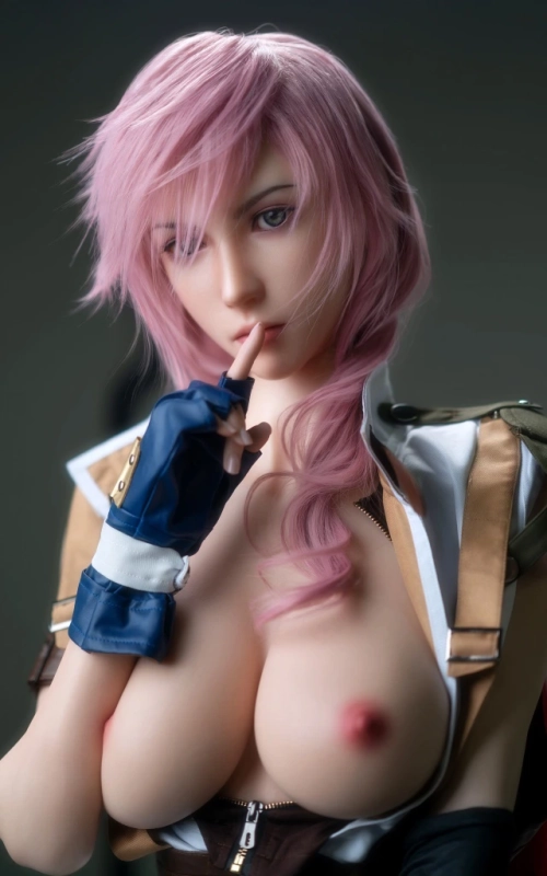 Lightning, a rebelde de Cocoon • SiliconGirls