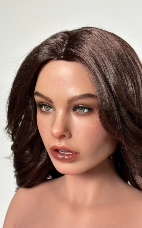 Marla, lujo y placer • SiliconGirls