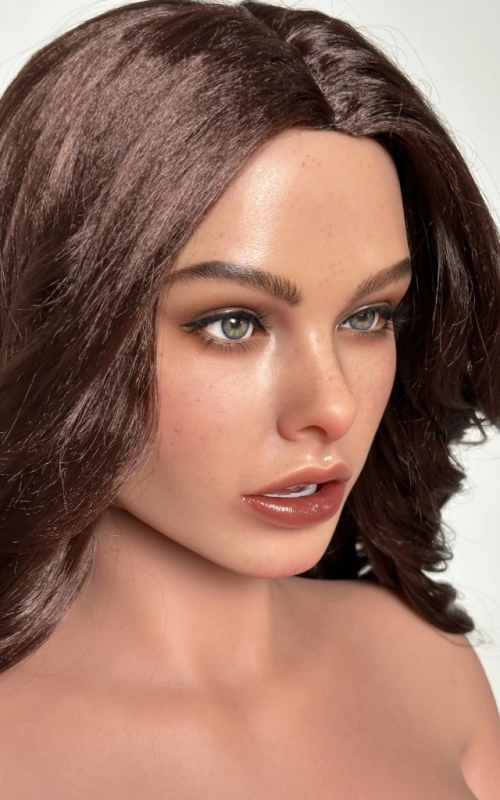 Marla, lujo y placer • SiliconGirls