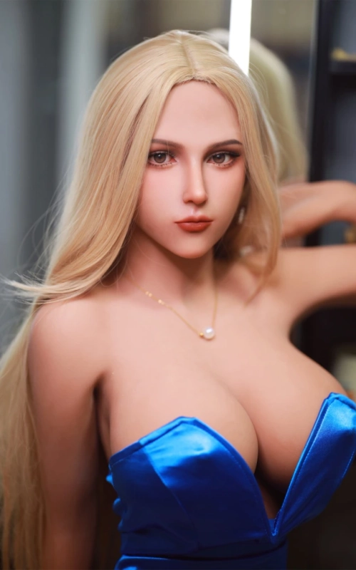 Anastasia, un cuerpazo CALIENTE • SiliconGirls