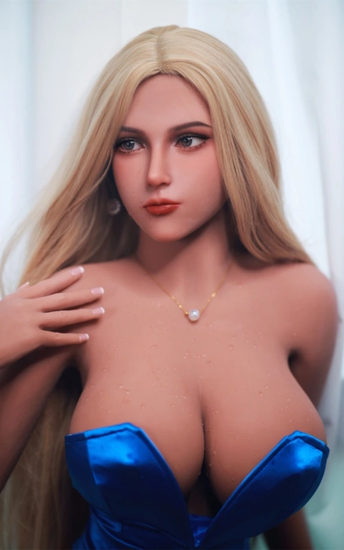 Anastasia, un cuerpazo CALIENTE • SiliconGirls