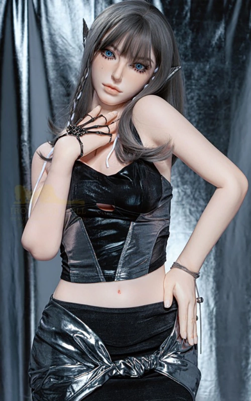 Tiye, descarada pero leal • SiliconGirls