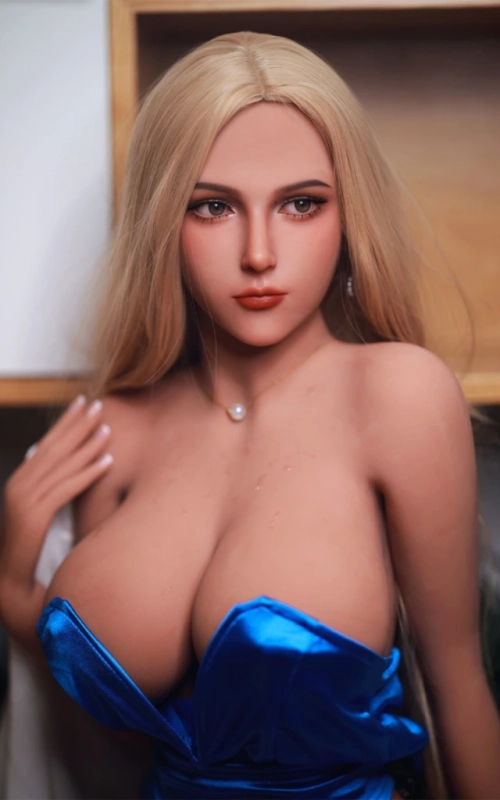 Anastasia, un cuerpazo CALIENTE • SiliconGirls