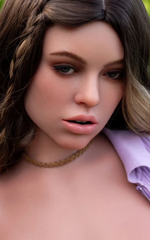 Irma, una ardiente y complaciente compañera sexual • SiliconGirls