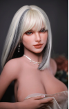 Tiana, tu novia lista para la acción • SiliconGirls