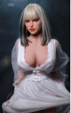 Tiana, tu novia lista para la acción • SiliconGirls
