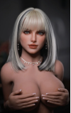 Tiana, tu novia lista para la acción • SiliconGirls