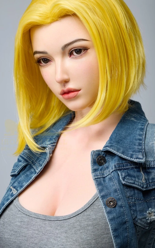 C-18, sua guardiã terrena • SiliconGirls