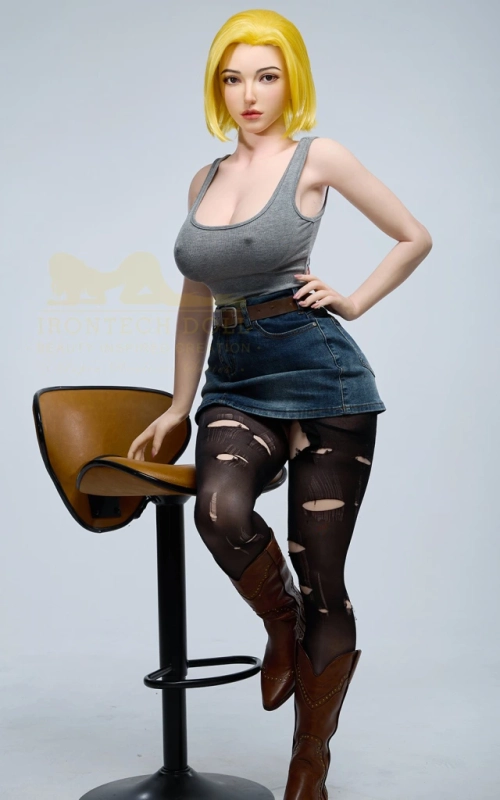 A-18, tu guardiana terrestre • SiliconGirls