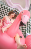 Cherie, olhar travesso • SiliconGirls