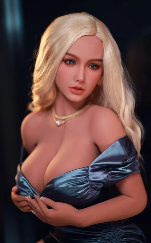 Eveni, tu compañera en el paraíso • SiliconGirls