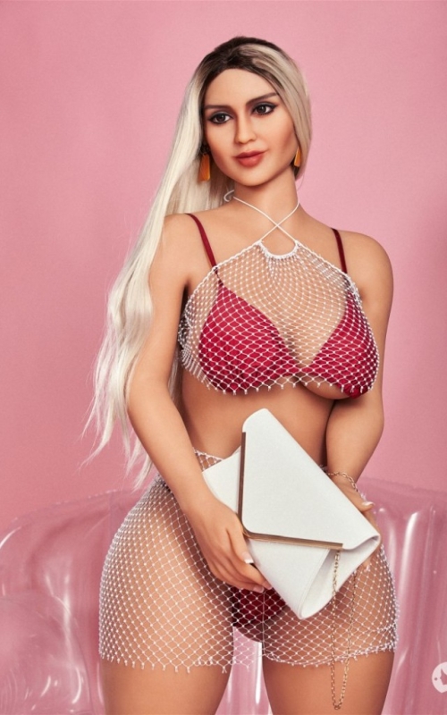 Aletta, la reina de las curvas más sexy