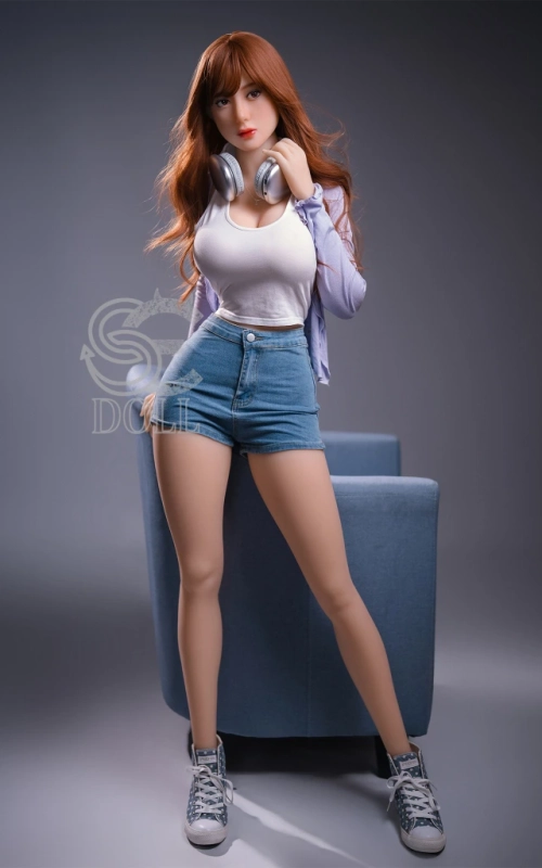Skyla, joven y libre • SiliconGirls