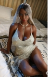 Lola, la reina de las curvas más sexy • SiliconGirls