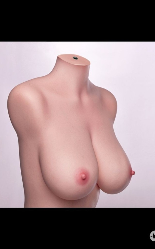 Busto realista Karmen, deixa-te levar