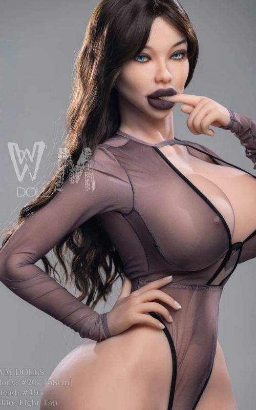 Noire, tu dominatrix explosiva • SiliconGirls