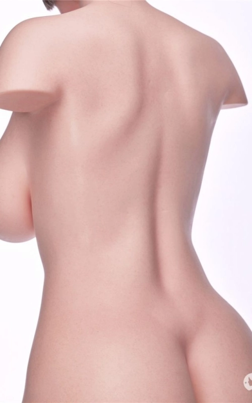 Busto realista Brandi