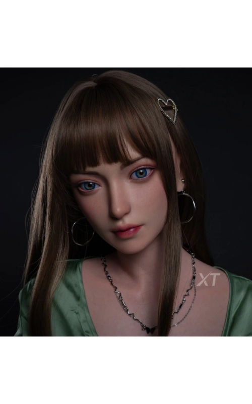 Flora Gremory, cuidadosa e dedicada • SiliconGirls